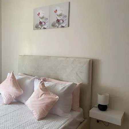 Cozy 3 Bedroom With Free Parking Premises 公寓 波尔蒂芒